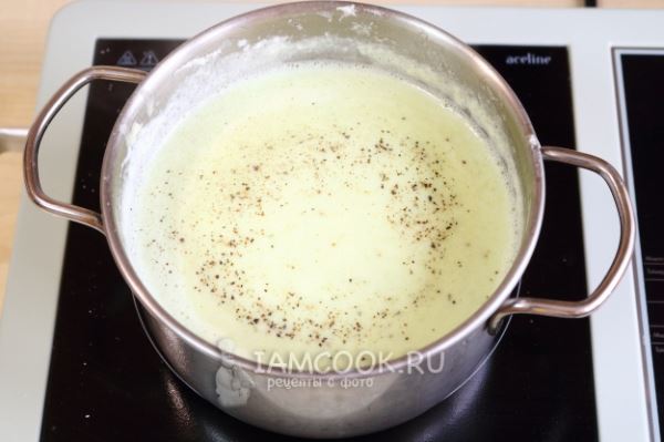Суп-пюре из кабачков с молоком