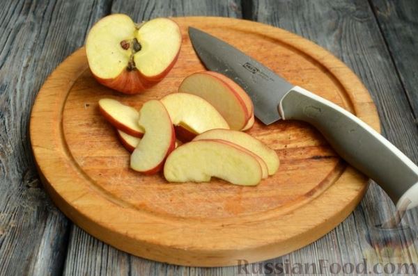 Творожная шарлотка  с яблоками